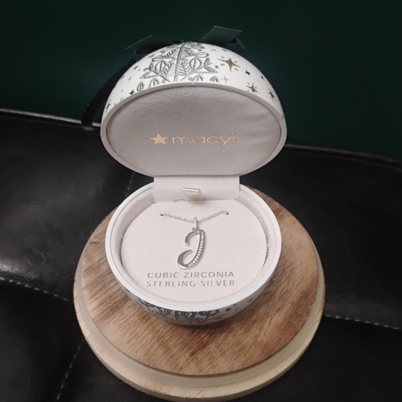 Sterling Silver & Cubic Zirconia Initial J Pendant Necklace in Ornament Box NWT - Picture 7 of 7